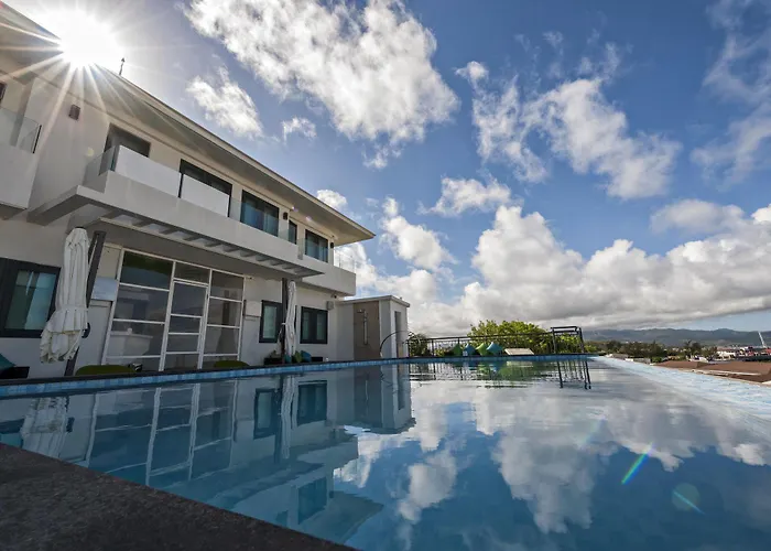 Lime Hotel Boracay
