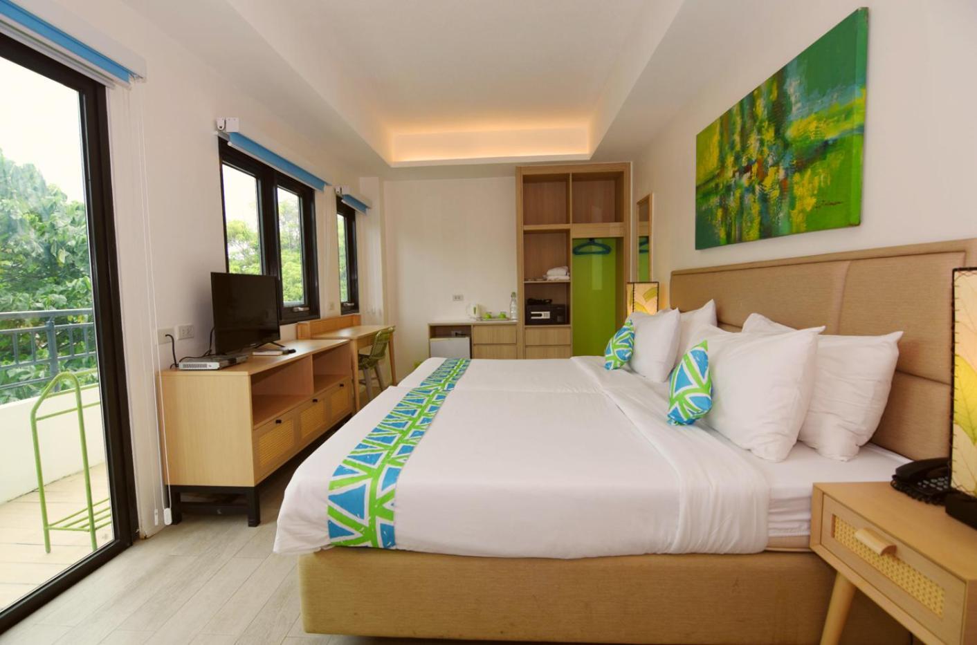 Lime Boracay 3*