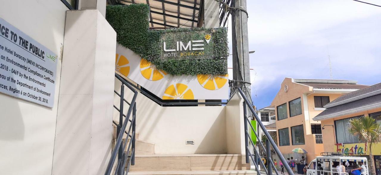 Lime Boracay Hotel 3*